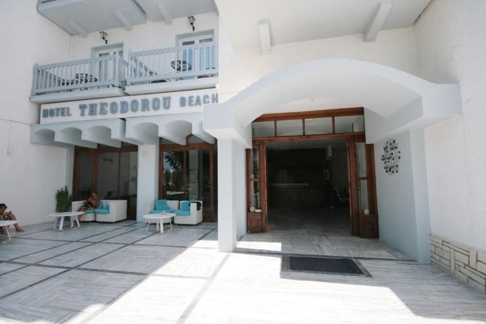 Theodorou Beach Hotel Apartments ซาลิดี ภายนอก รูปภาพ