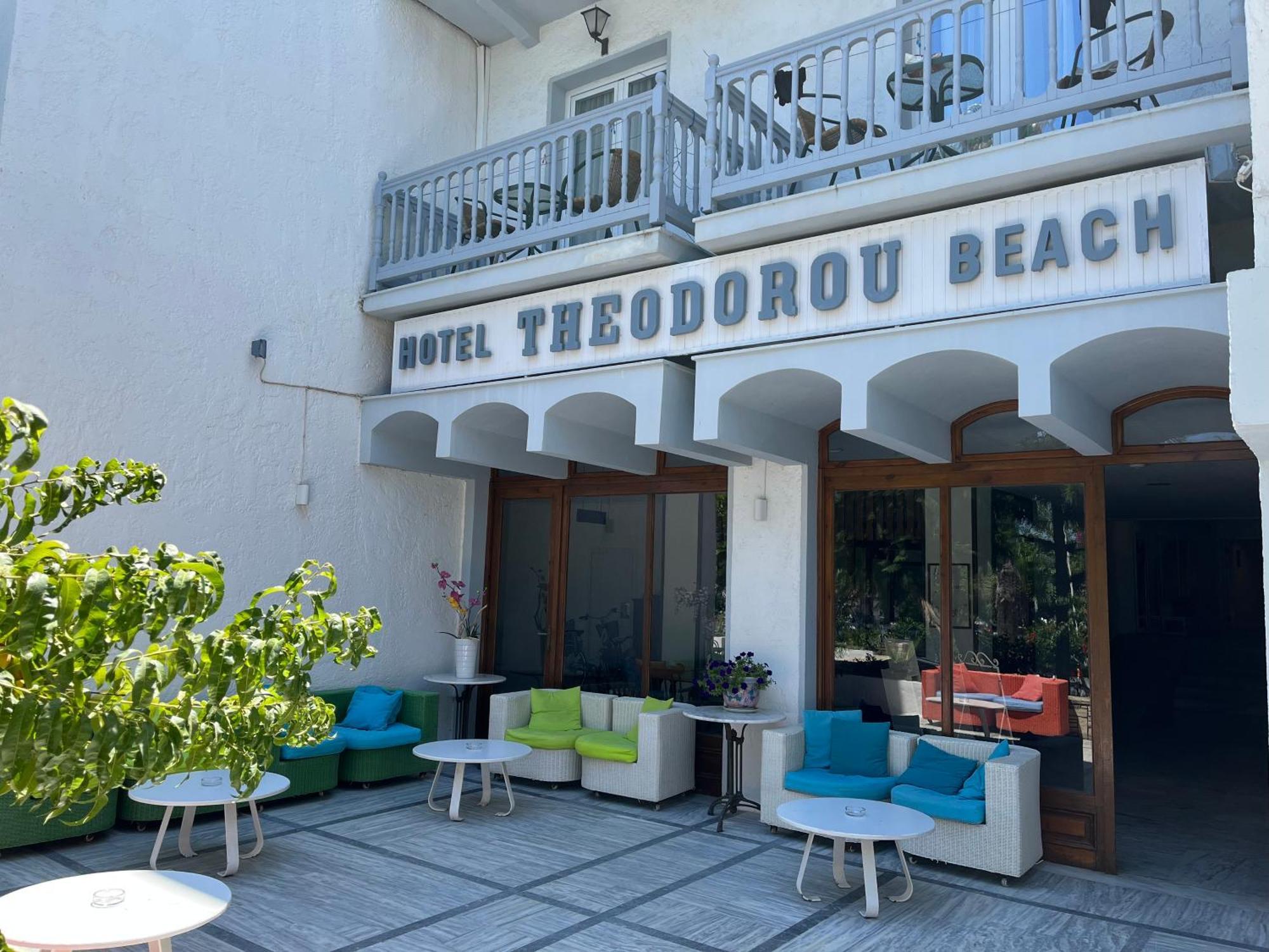 Theodorou Beach Hotel Apartments ซาลิดี ภายนอก รูปภาพ